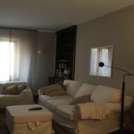 Homebo La Finestrella Apartment *