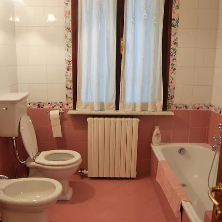 Homebo La Finestrella Apartment Bologna