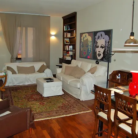 Apartment Homebo La Finestrella