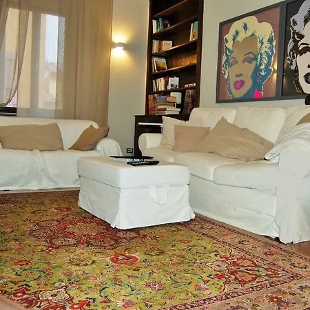 Apartment Homebo La Finestrella